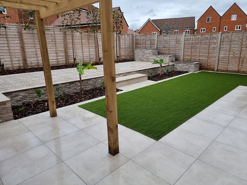 Fully landscaped garden