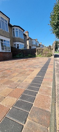 Block paved diveway installed in Fareham