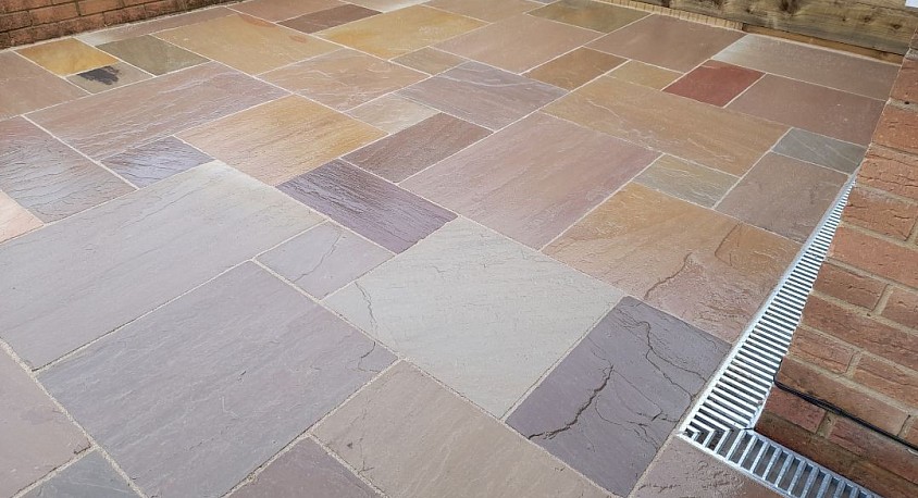 Natural stone paving for the classic look, timeless paving